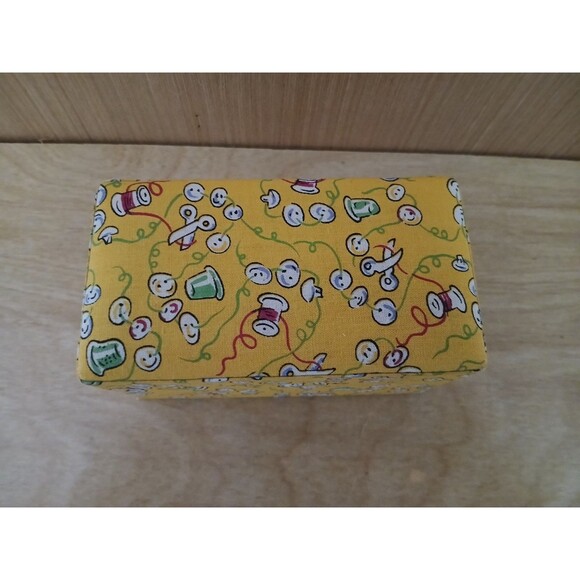 Muffy VanderBear Collection The Sewing Lesson Thimbles Muffy Hoppy Fluffy - Picture 11 of 12